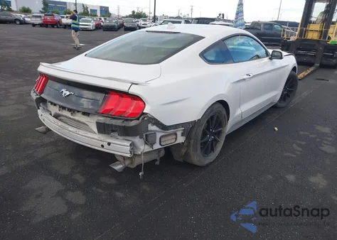 2022 Ford Mustang Ecoboost Fastback z USA, uszkodzony, nr VIN 1FA6P8TH4N5123449